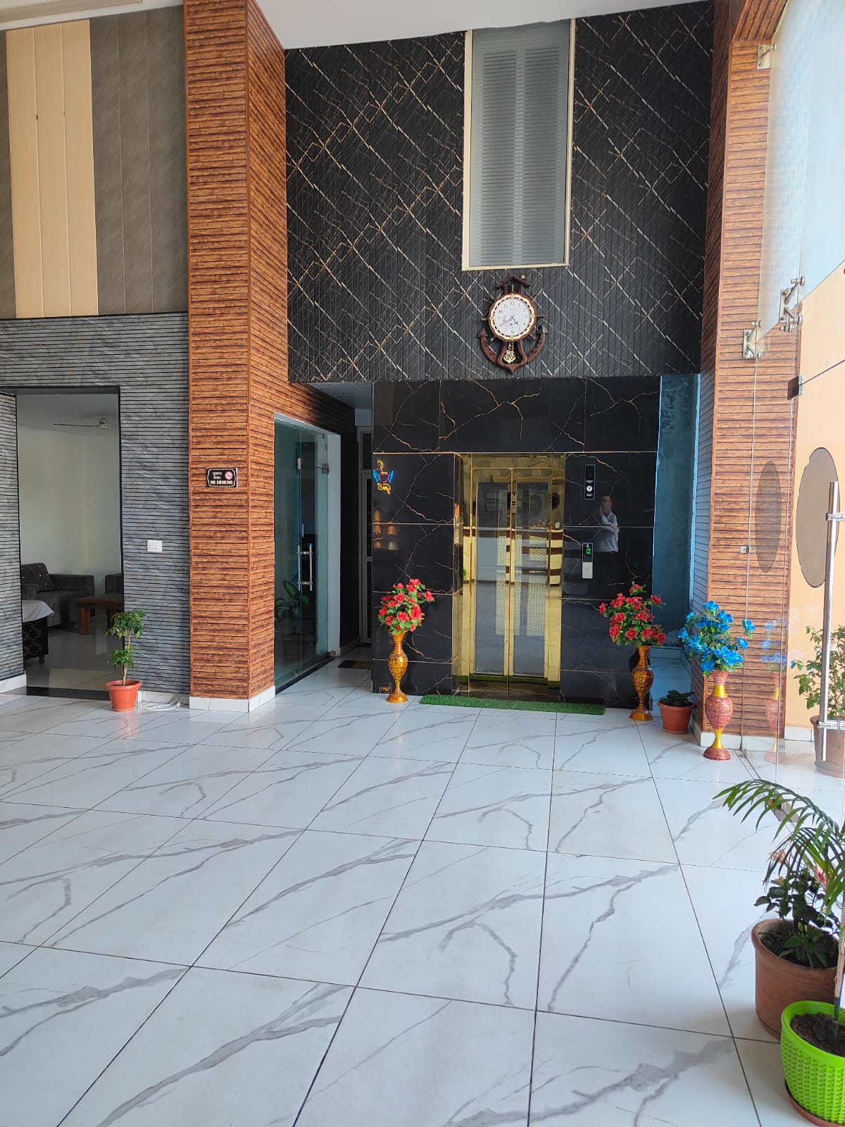 Elegant Hotel Lobby